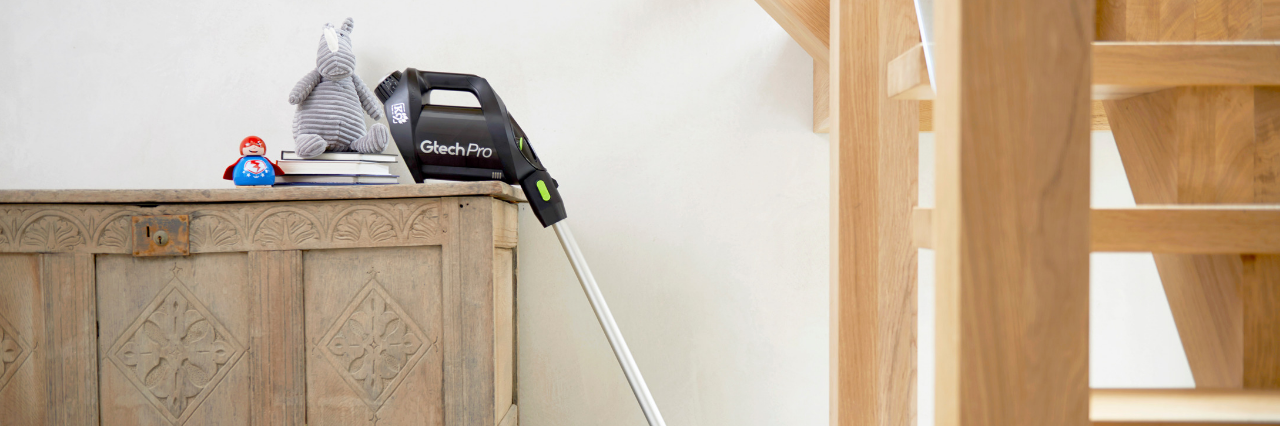 What’s the difference between stick and upright vacuums?