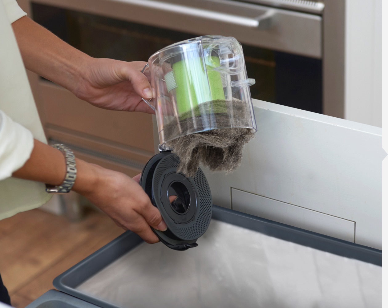 Multi K9 handheld vacuum cleaner easy empty bin